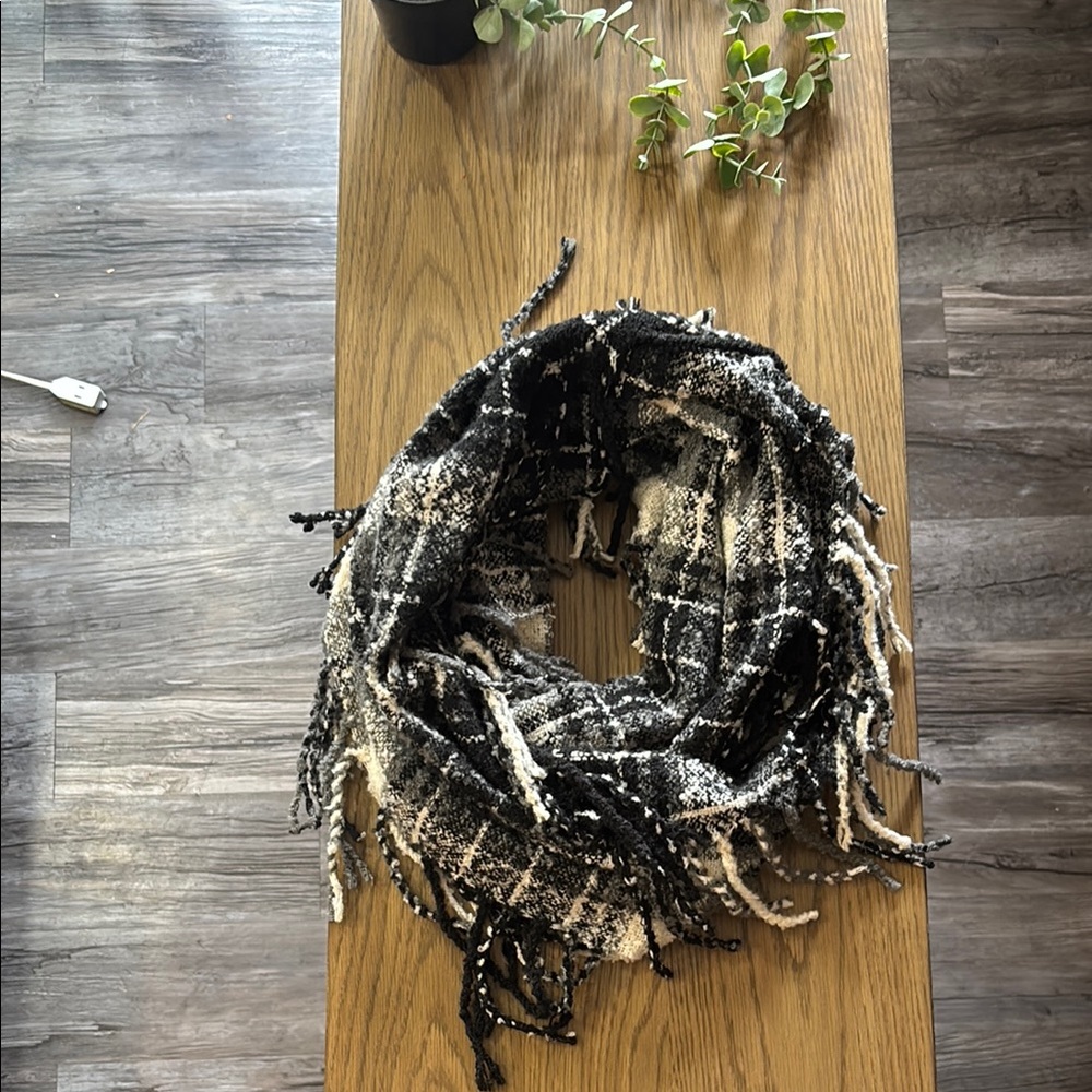 Black and White Plaid Scarf
